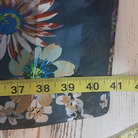 Kitara Oversized Silky Scarf NWT - Picture 4 of 7